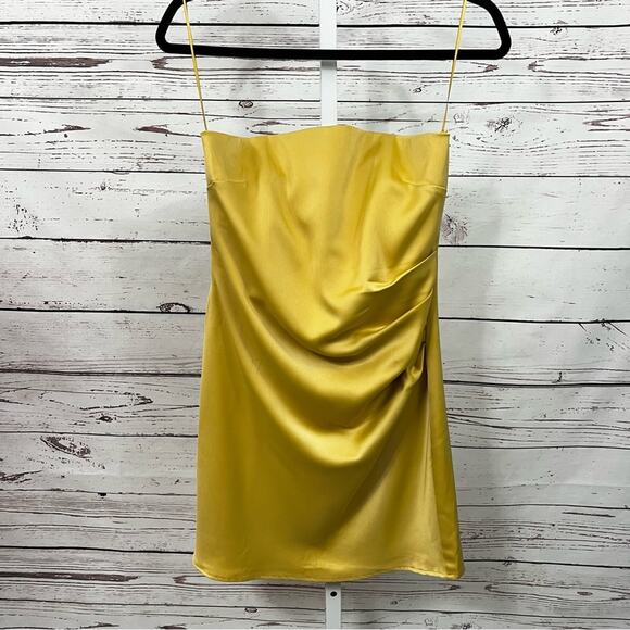 Wayf Strapless Gold Dress Medium NWT - Picture 4 of 13